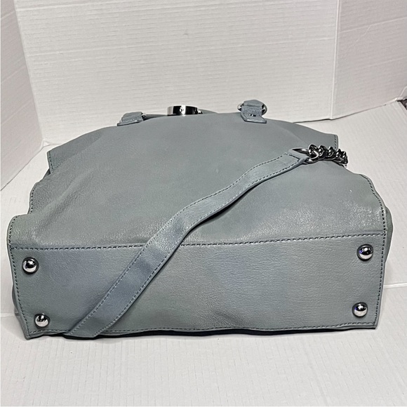 Michael Kors Hamilton Shoulder Bag - Picture 8 of 16